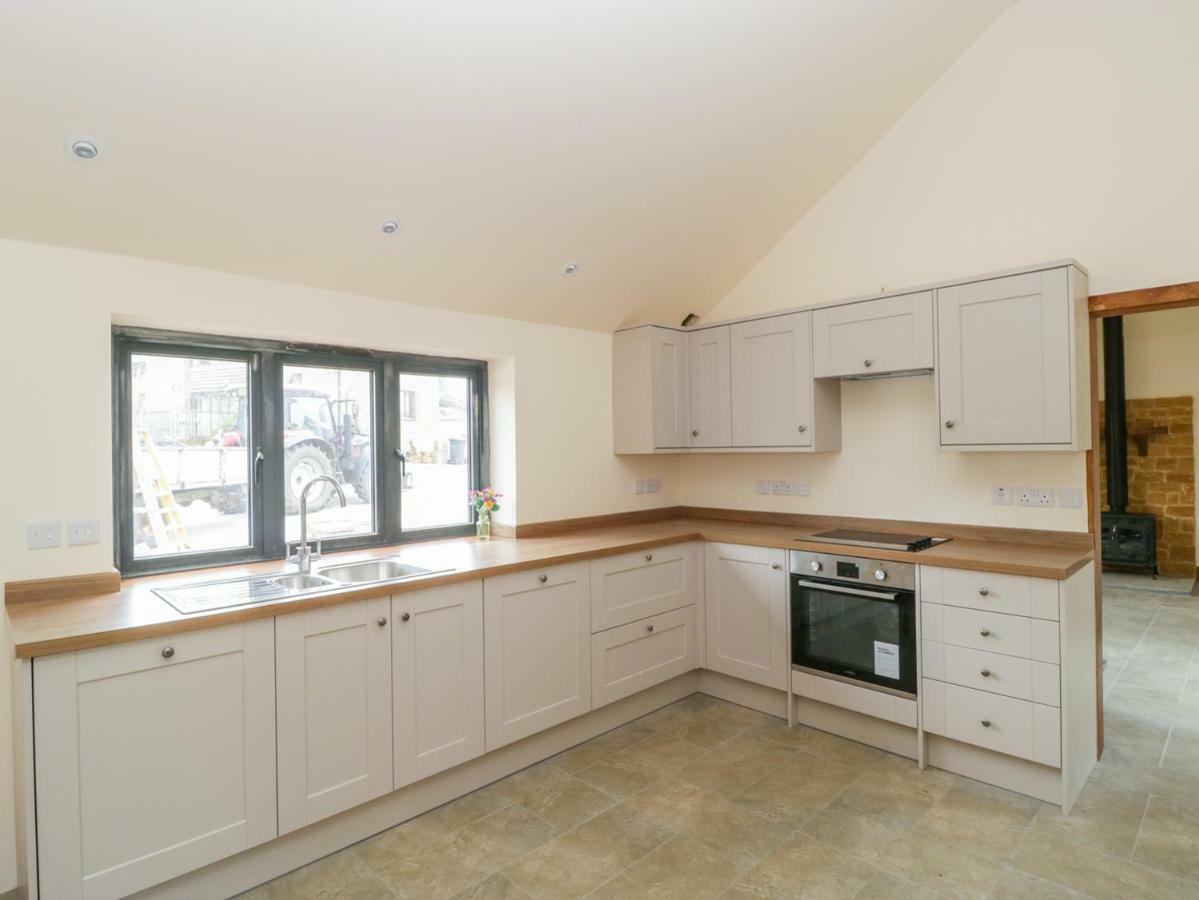Villa The Milking Barn Yeovil Esterno foto
