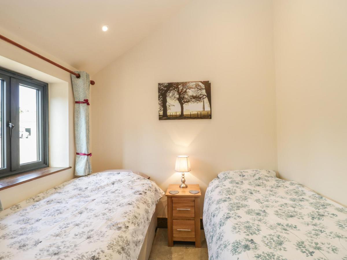Villa The Milking Barn Yeovil Esterno foto