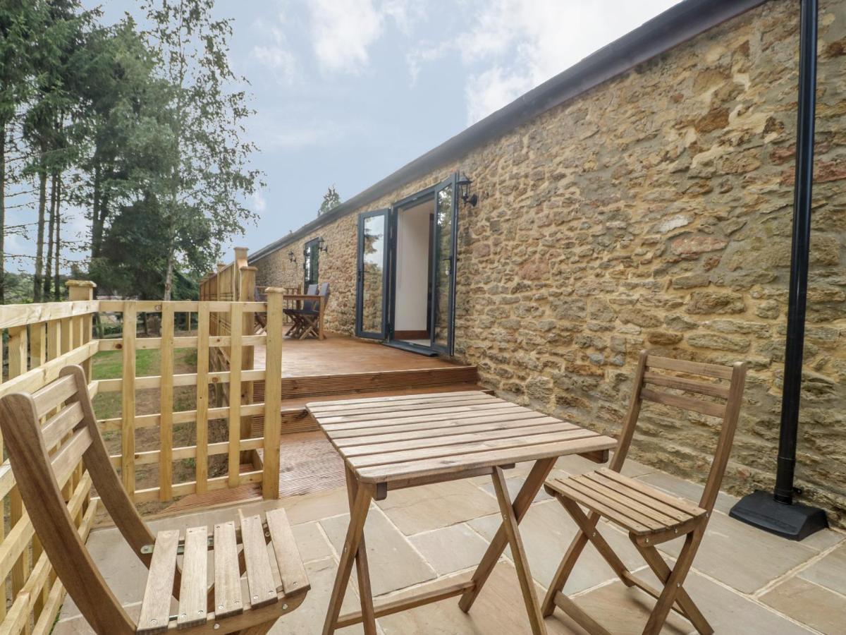 Villa The Milking Barn Yeovil Esterno foto